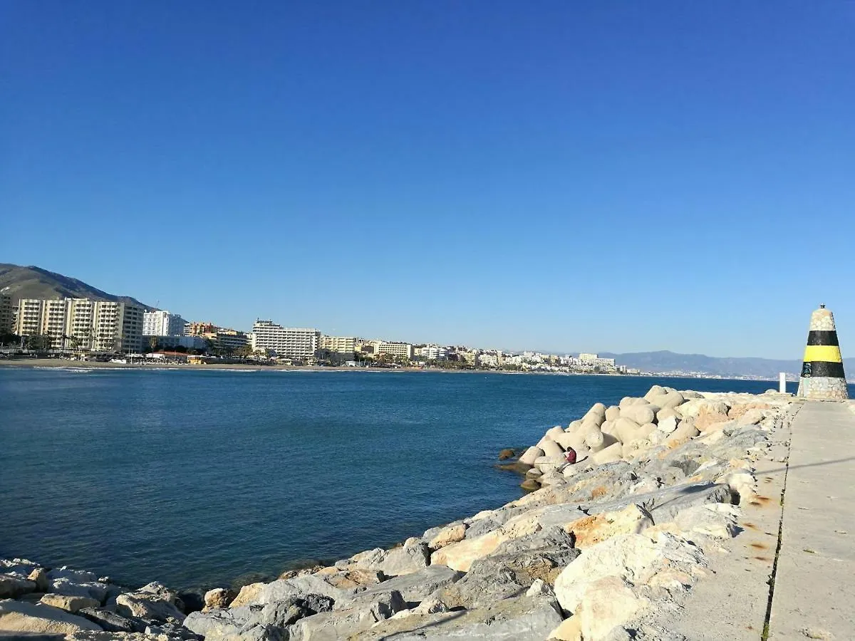 Apartamento Acuario 贝纳尔马德纳 公寓