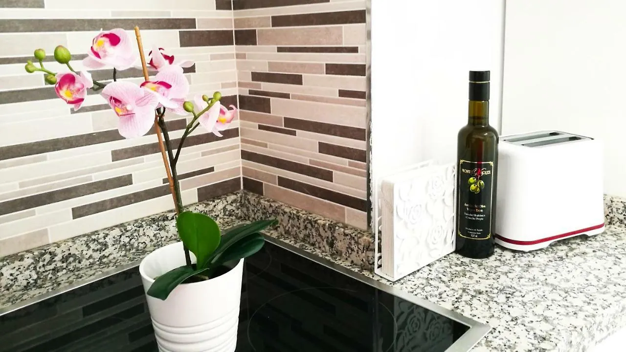 Apartamento Acuario 贝纳尔马德纳 0*,  西班牙